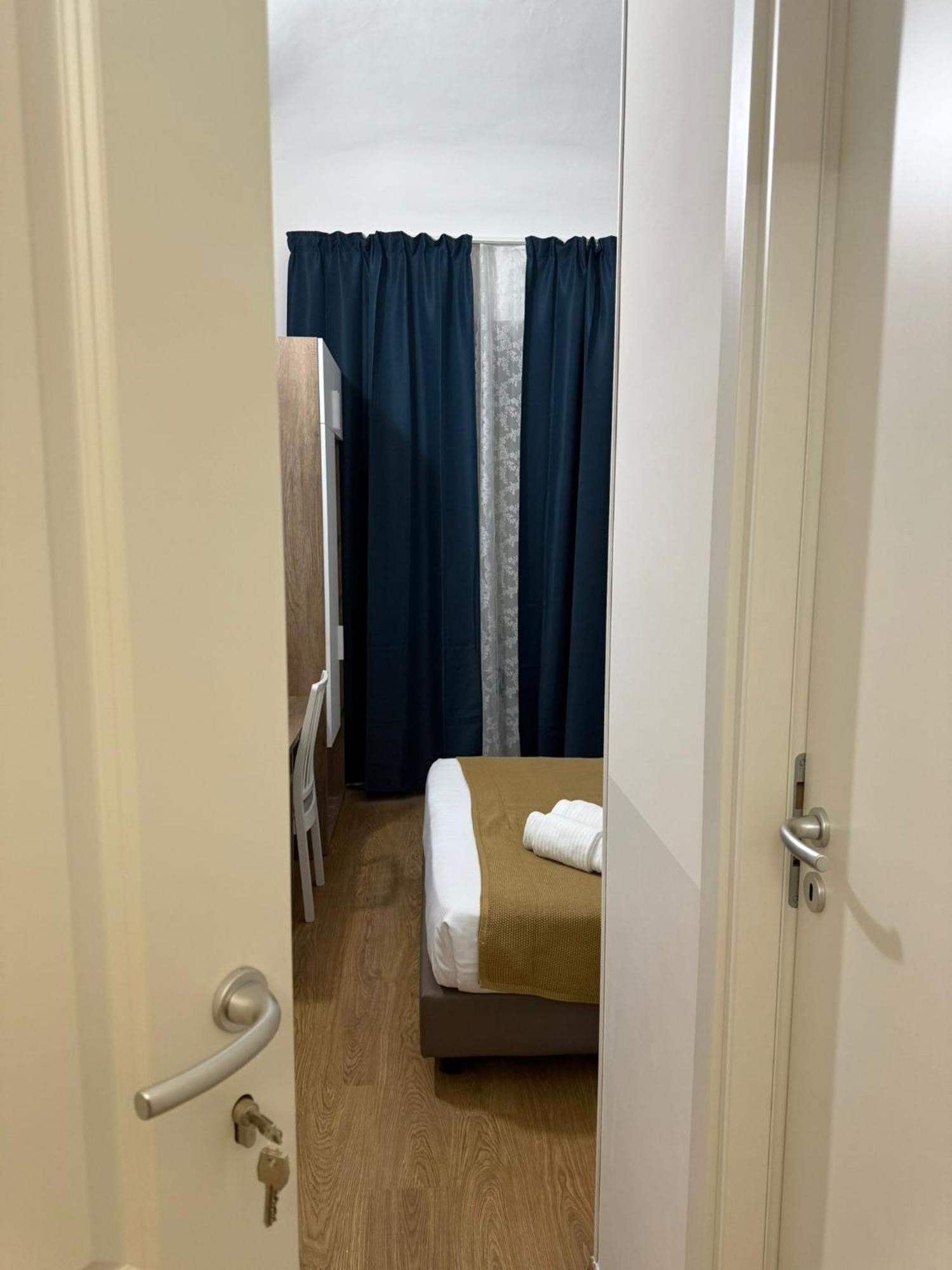ローマ コンテ　ハウス Bed & Breakfast エクステリア 写真